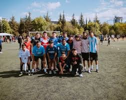 欧冠杯淘汰赛附加赛次回合｜ 哈兰德板凳看姆巴佩戴帽 皇马双杀曼市展卫冕雄心